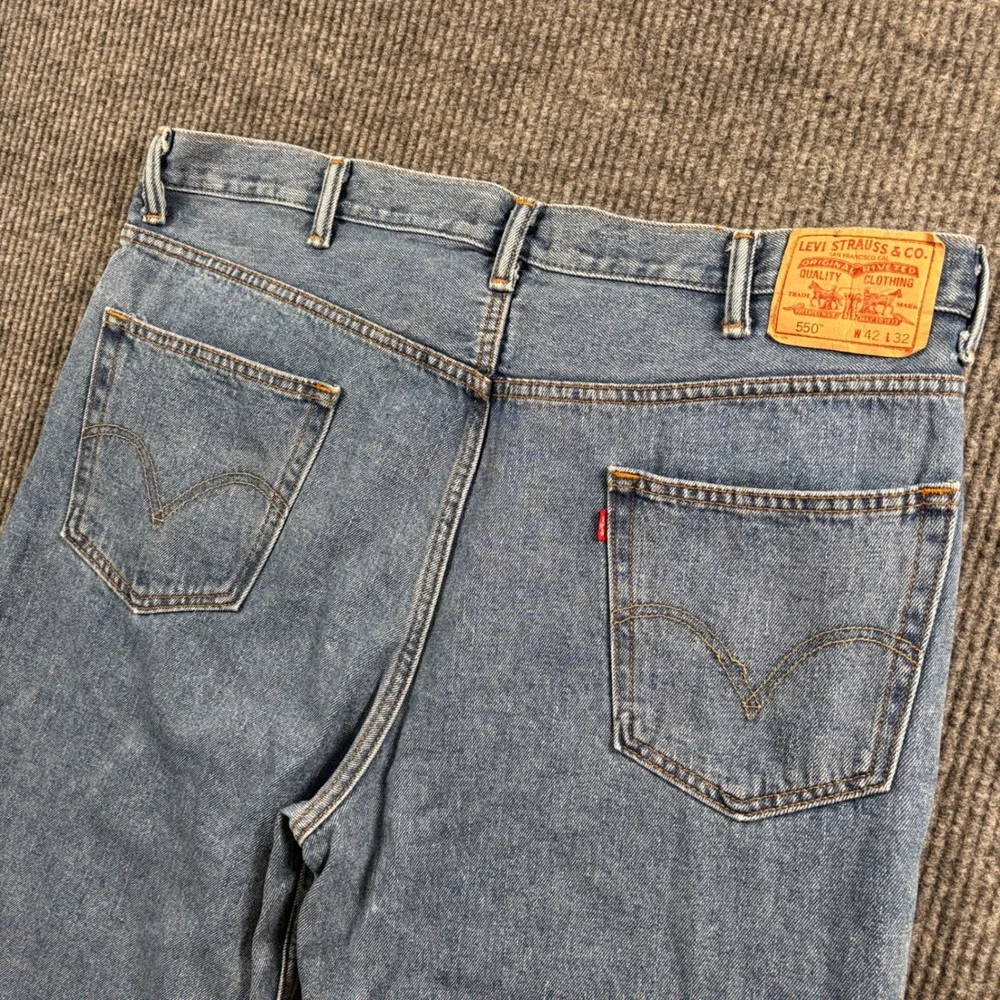 Vintage Levi's 550 Relaxed Fit Jeans Mens 40x30 (Tag 42x32) Denim Tapered Leg